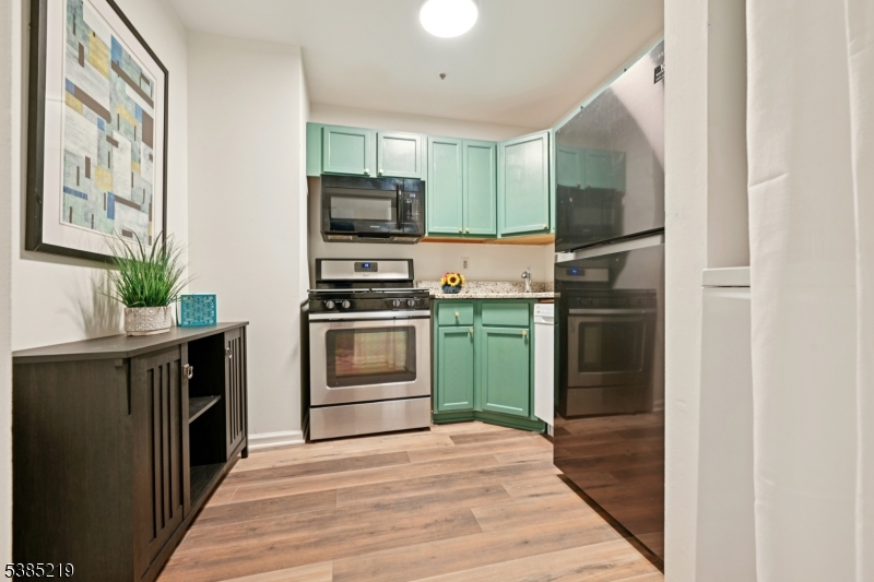 Seasons Glen - Residential