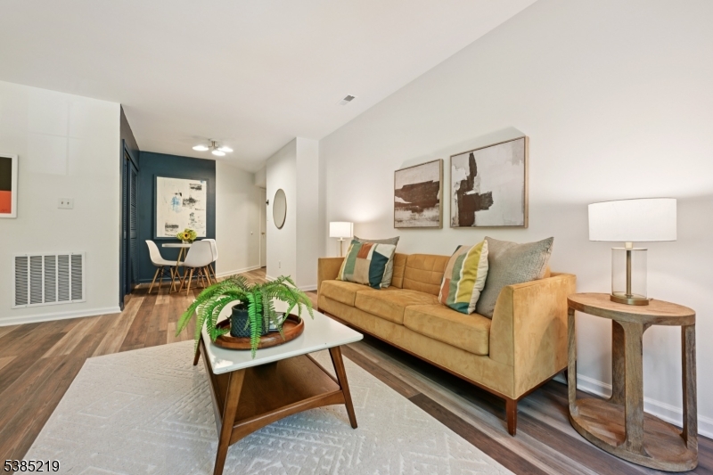 Seasons Glen - Residential