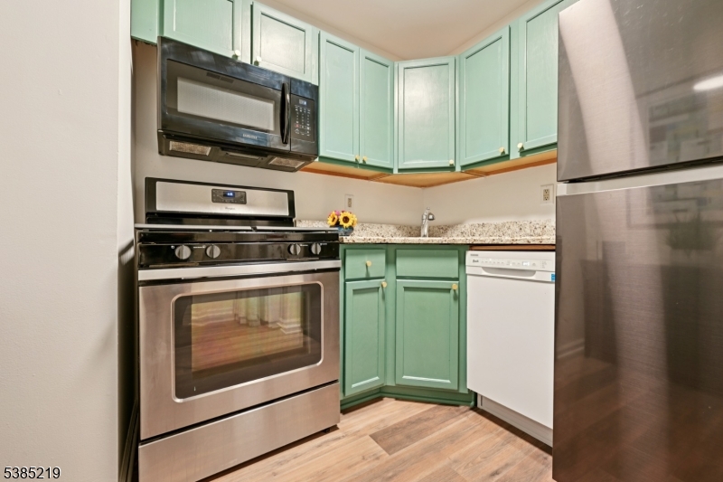 Seasons Glen - Residential