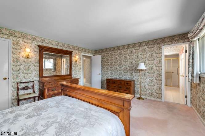 Ramapo Ridge - Residential