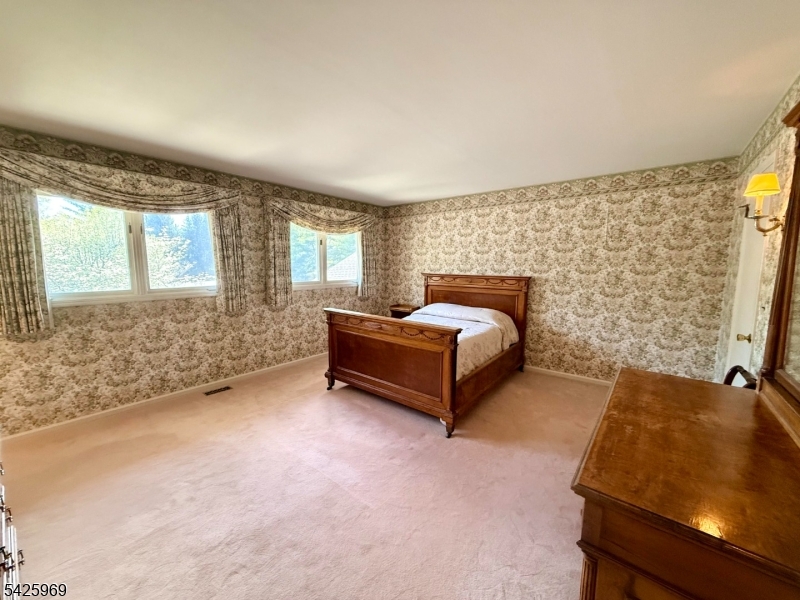 Ramapo Ridge - Residential