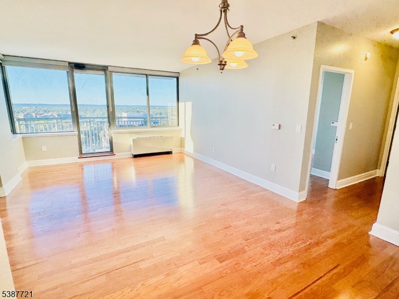 One Spring Street - Residential