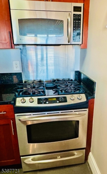 One Spring Street - Residential