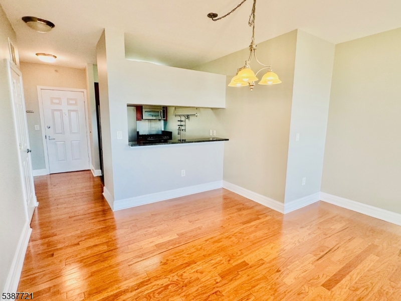 One Spring Street - Residential