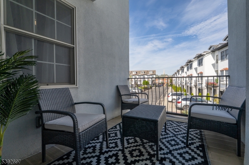 Harbor Front - Residential