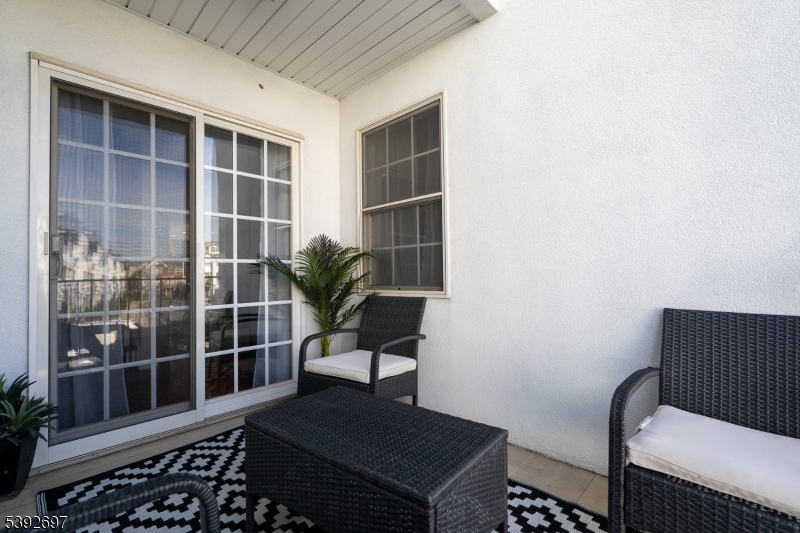 Harbor Front - Residential