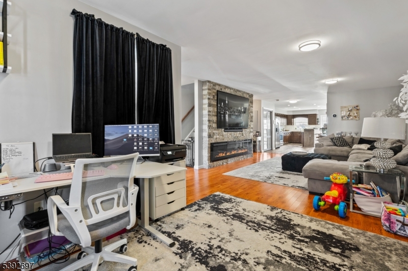 Harbor Front - Residential