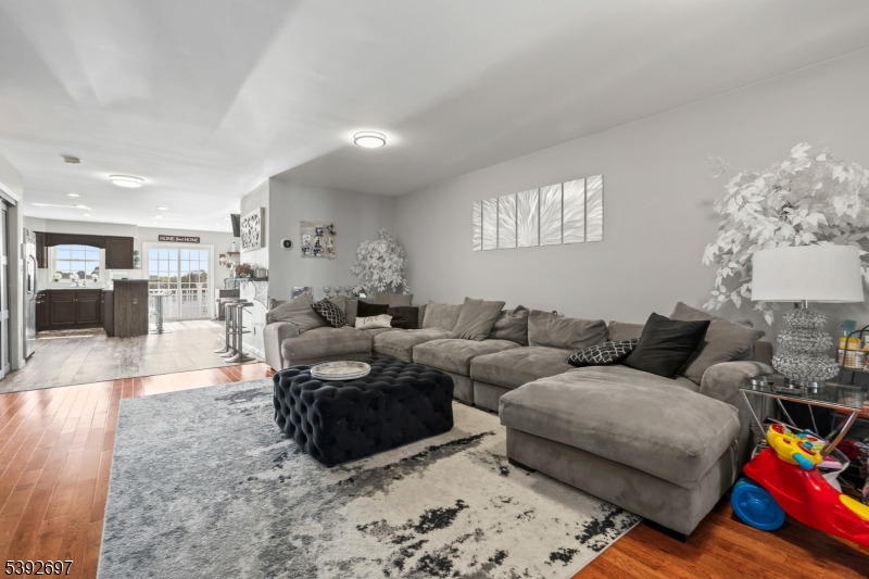 Harbor Front - Residential