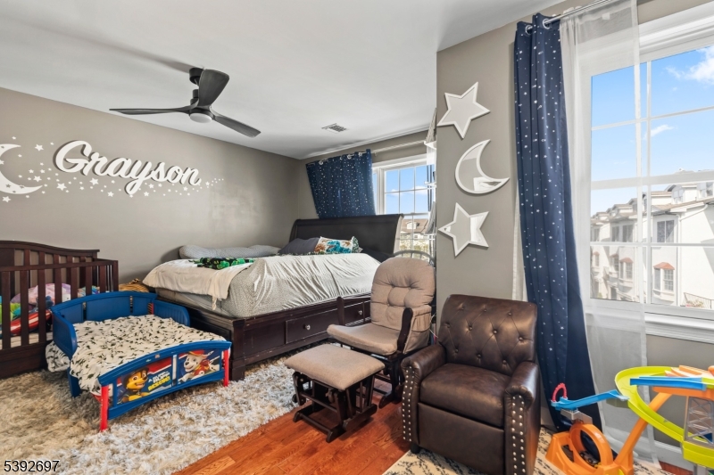 Harbor Front - Residential