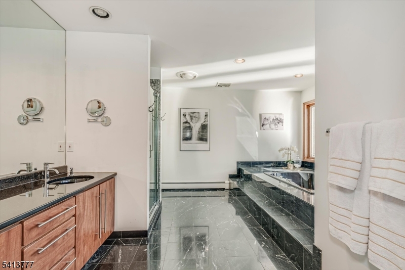 Radcliffe Farm - Residential