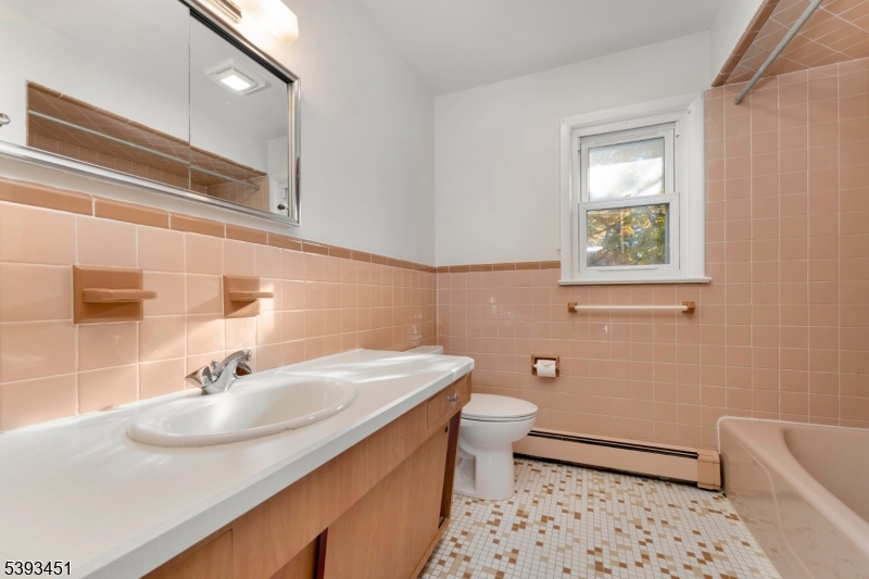 Raritan Gardens - Residential