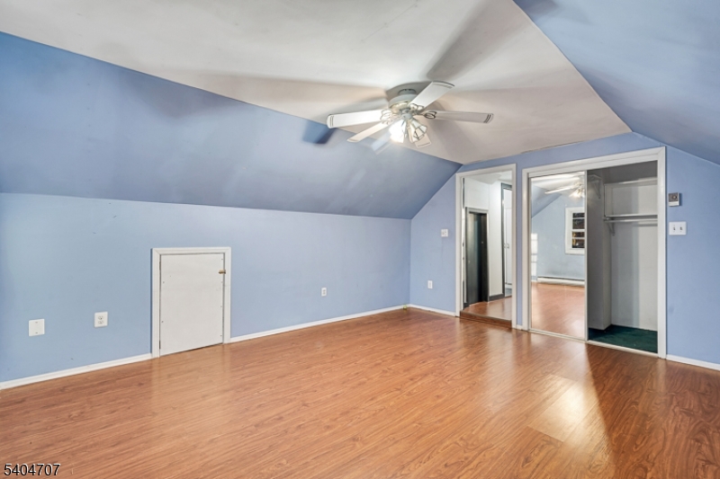 Maple Mead - Residential