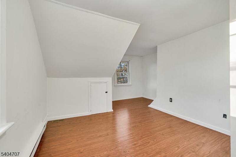 Maple Mead - Residential