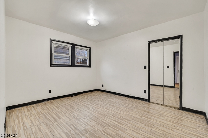 Maple Mead - Residential