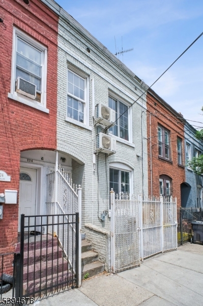 North Newark Seventh Avenue - Residential