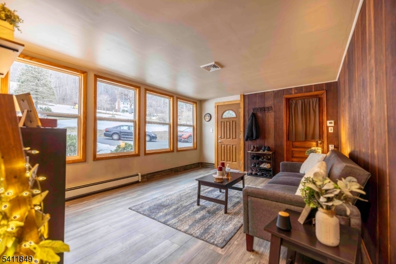 Warren Hills - Residential