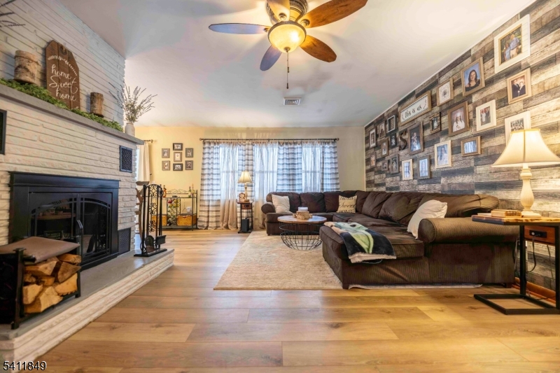 Warren Hills - Residential