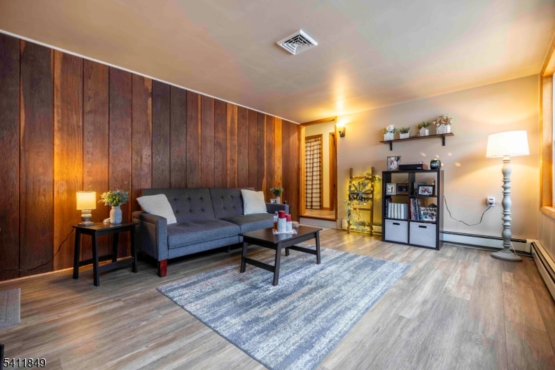 Warren Hills - Residential