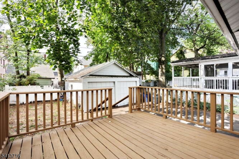 Weequahic - Residential