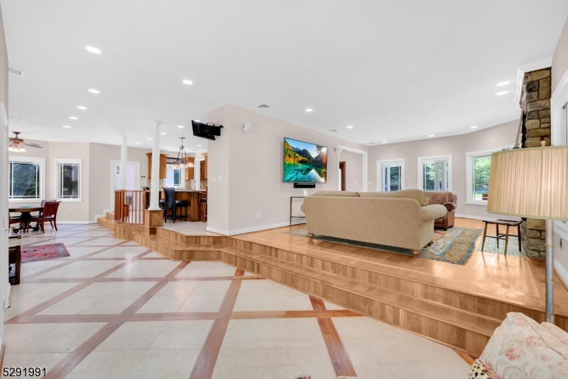 Center Grove/CCM - Residential