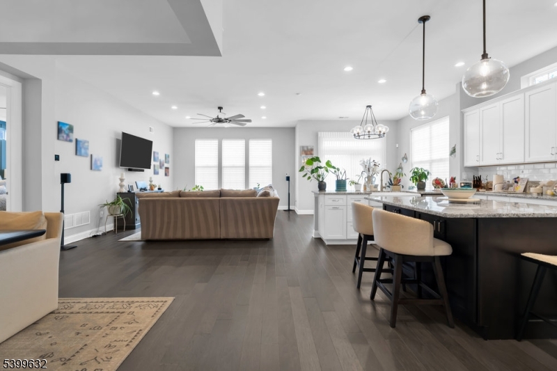 Regency At Flanders - Residential