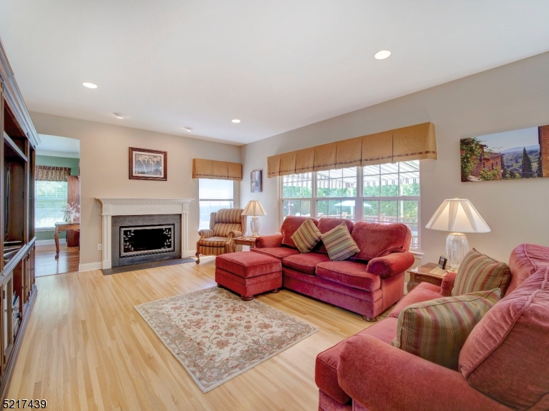 Poets Peak - Residential