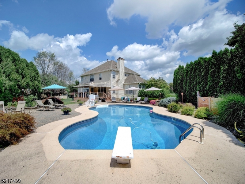 Poets Peak - Residential