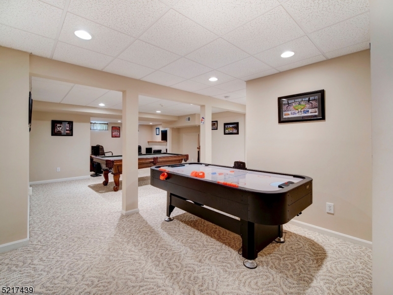 Poets Peak - Residential