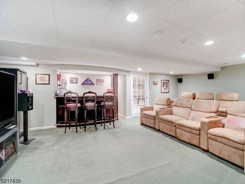 Poets Peak - Residential