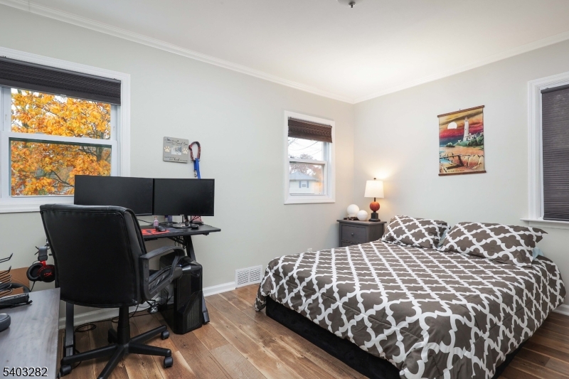 Valley Rd. School - Residential