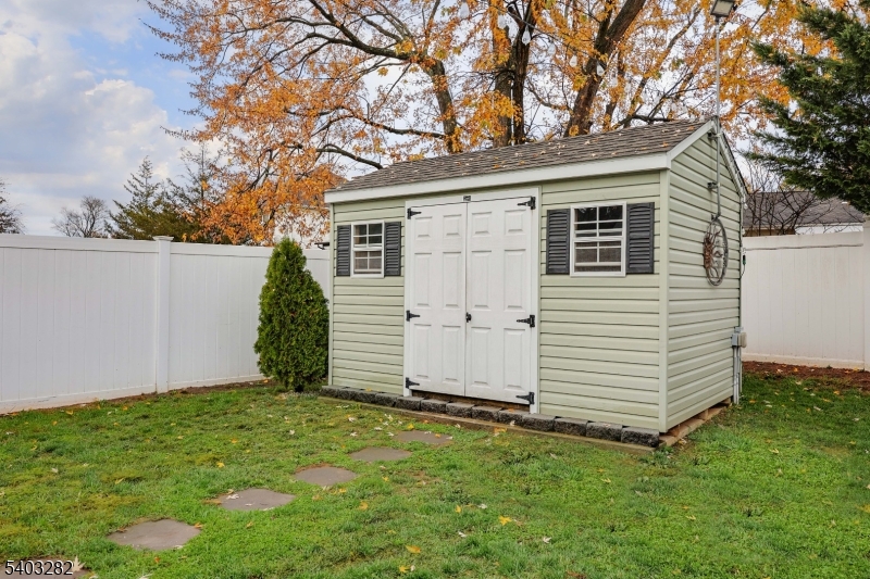Valley Rd. School - Residential