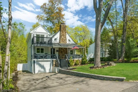 MLS: 3961098
