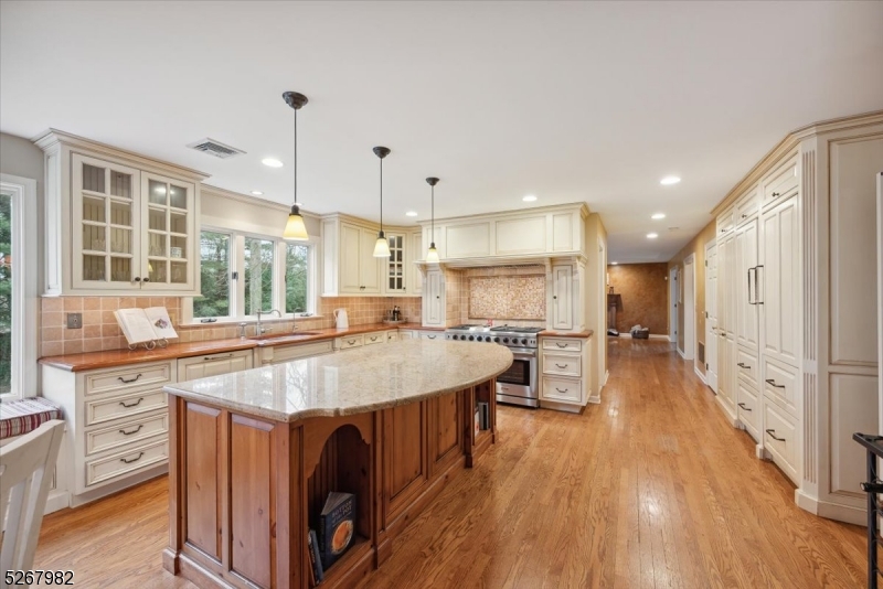 DRAKEWICK - Residential