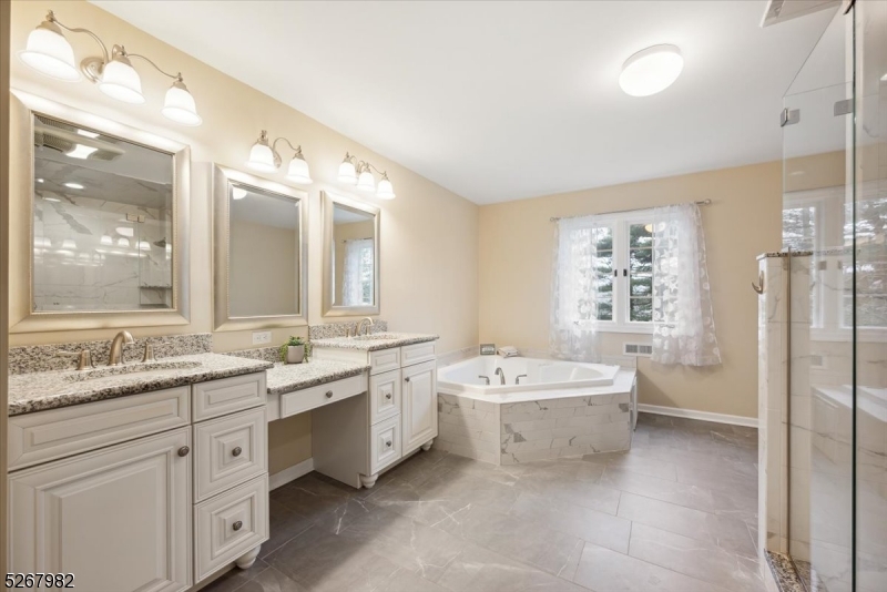 DRAKEWICK - Residential