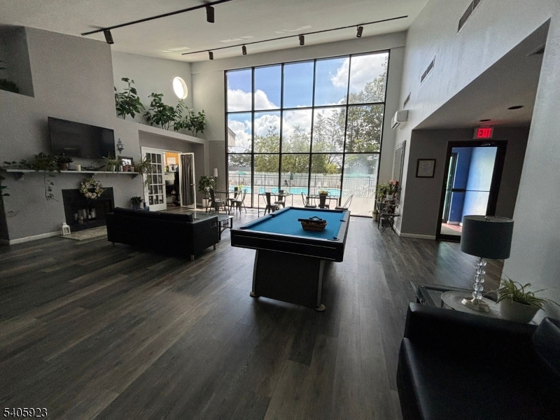 Mountain Club - Residential