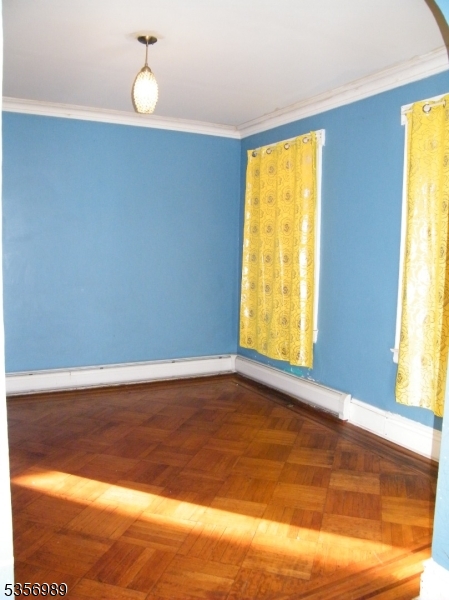 239 Nesbit Ter