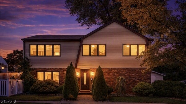 37 HAZELVIEW AVE, CLIFTON, NJ 07011 - Image f1e0e8ccf3c66dc1d692277d59dddb98/610600656