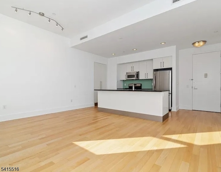 Bergen-Lafayette - Residential Lease