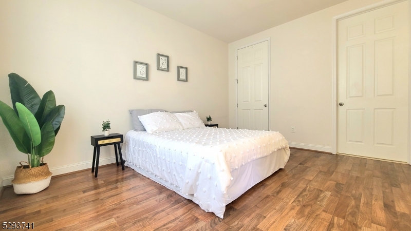 Warren Heights - Residential