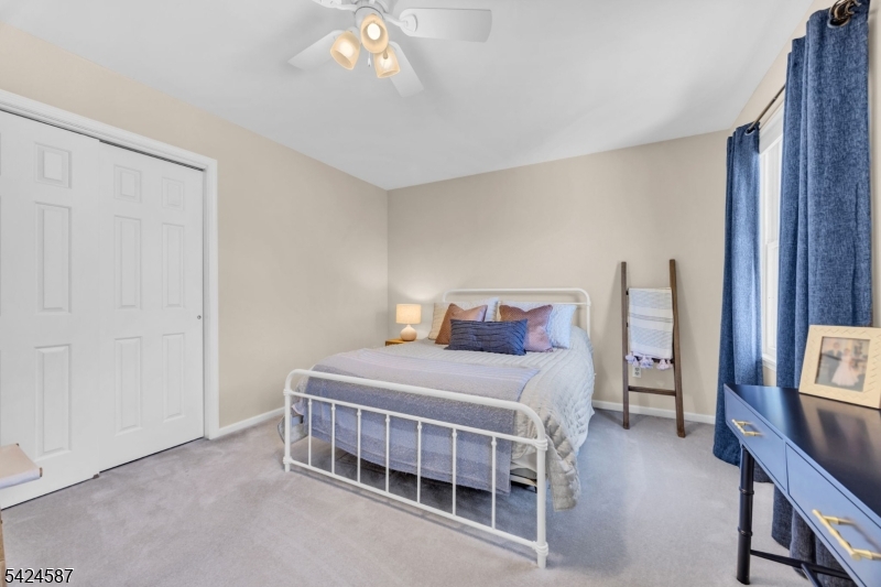 Wellington Knollls - Residential