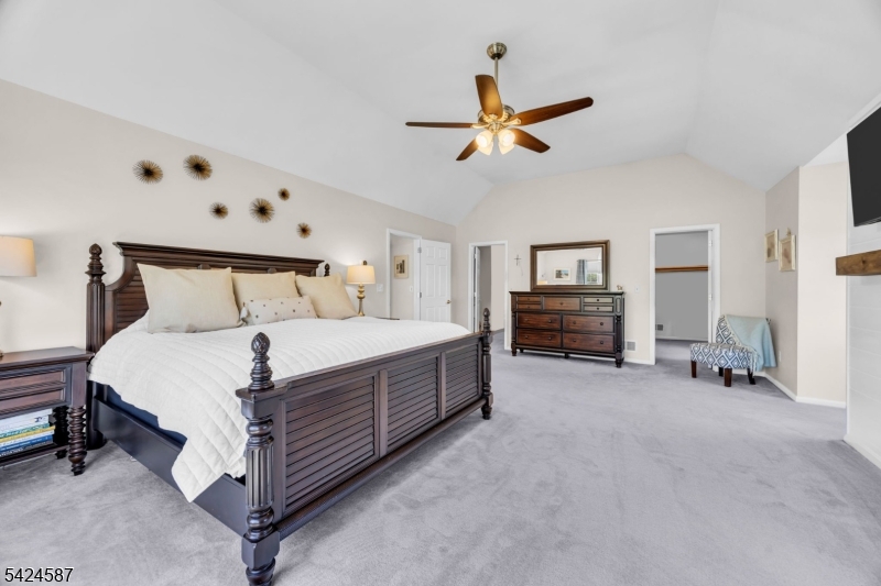 Wellington Knollls - Residential