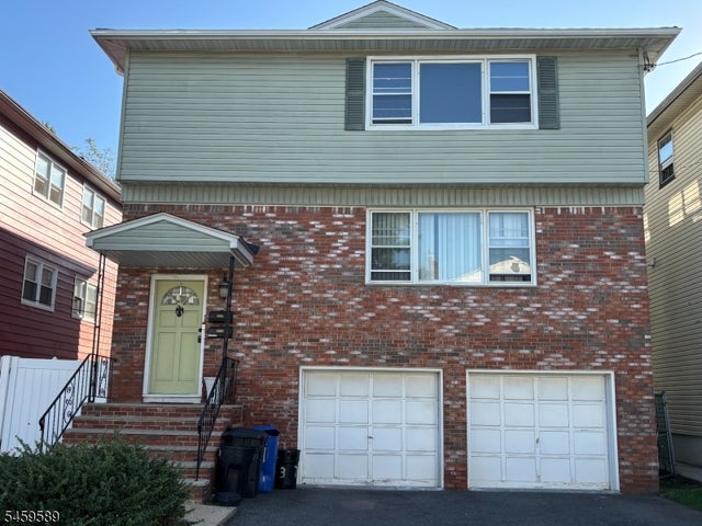 37 Young Ave 2nd Fl 2