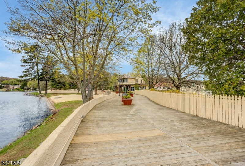 Lake Mohawk (CLUB LOT) - Land