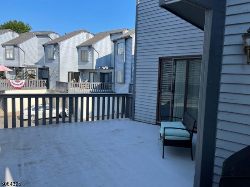 Hastings Square - Residential Lease