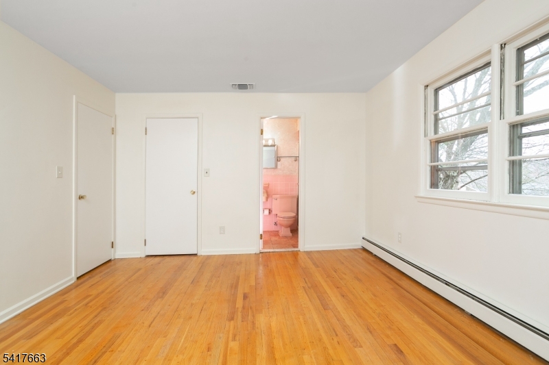 Englishtown - Residential