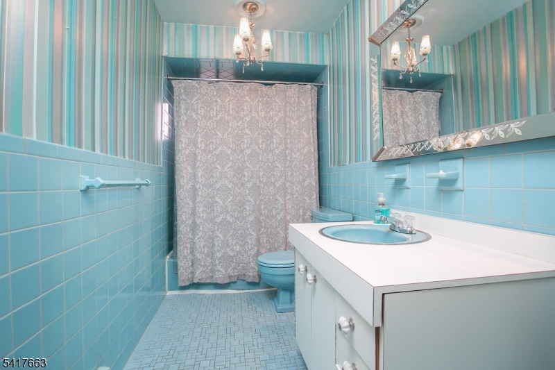 Englishtown - Residential