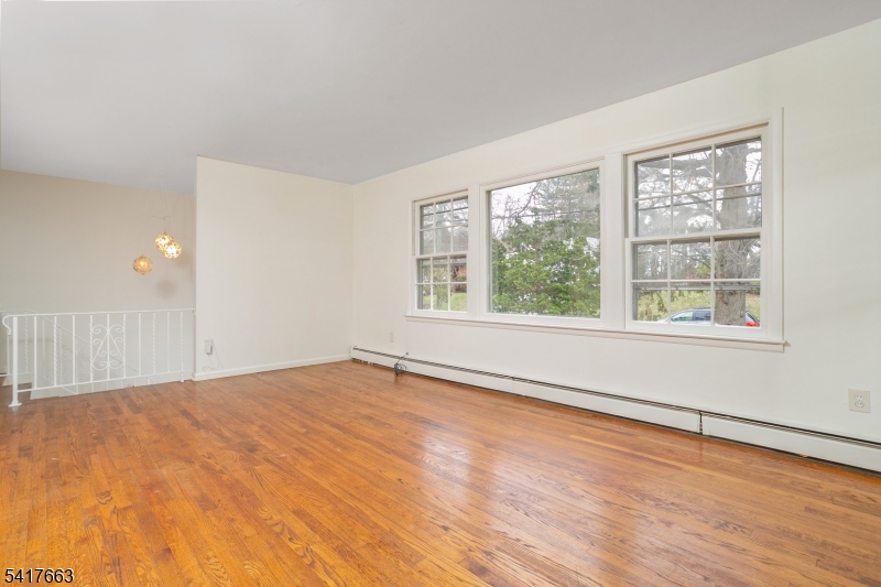 Englishtown - Residential