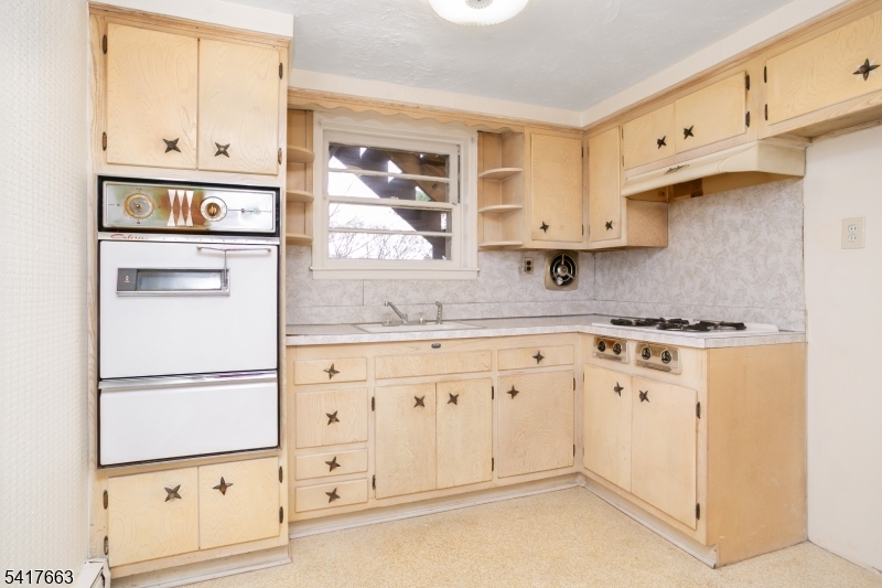 Englishtown - Residential