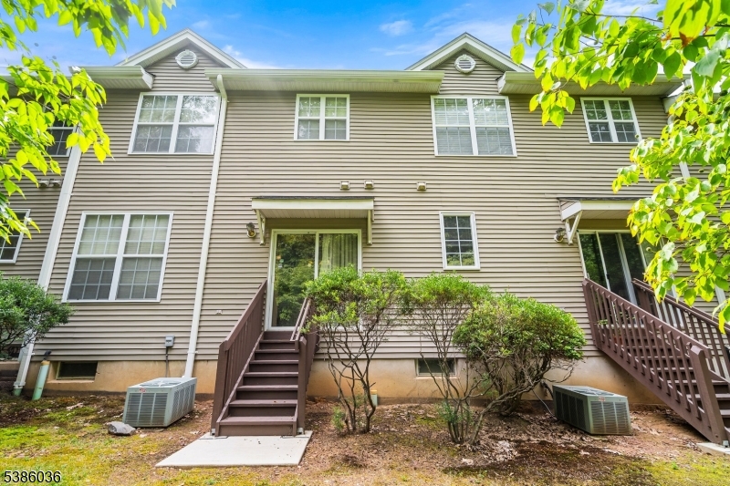 Montgomery Hills - Residential Lease