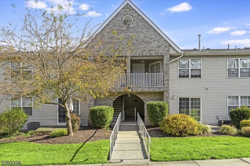 PARKSIDE - Residential